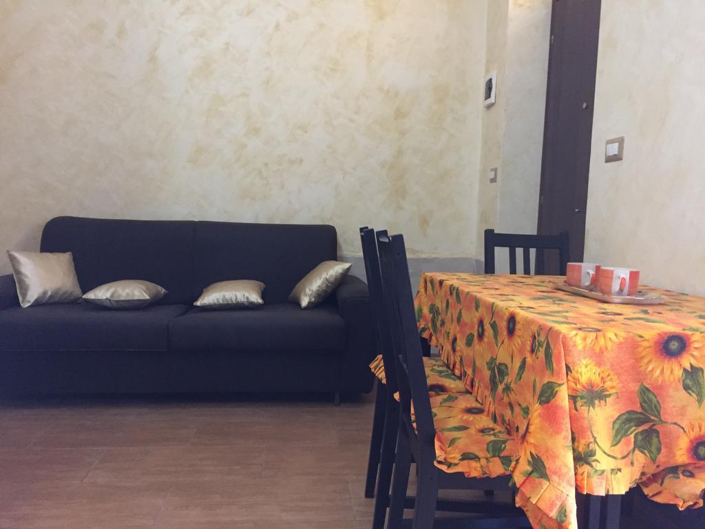 Elvyhouse Beach Catania Esterno foto